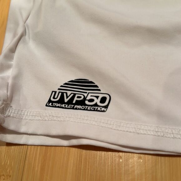 Body glove Rash guard shirt - Picture 3 of 5